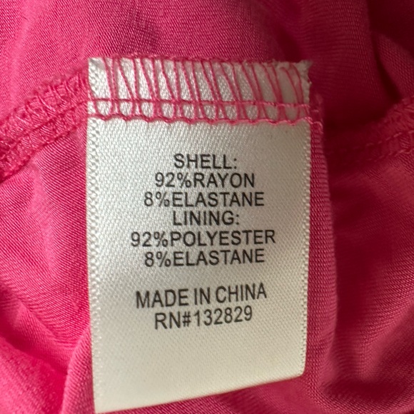 Liv Jumpsuit in Hot Pink
Lovers and Friends🌸 - Picture 10 of 12